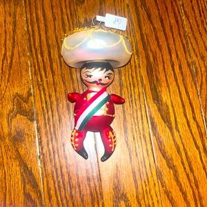 VINTAGE DE CARLINI MEXICAN ORINMENT